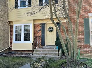 9781 High Water Ct, Burke, VA 22015