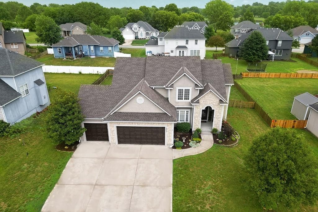 903 Terrace Dr, Raymore, MO 64083 Zillow