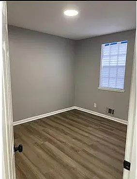 5112 Groton Rd — Photo 6