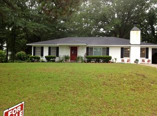 21 First St, Bay Springs, MS 39422