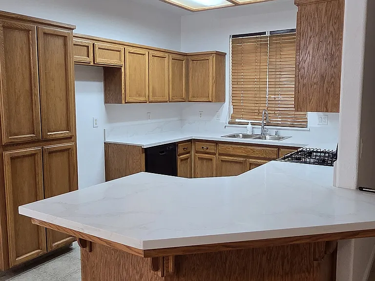 5333 W Norwich Ave — Photo 3