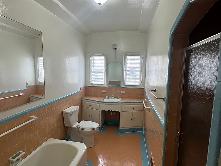 419 N Doheny Dr #B — Photo 20