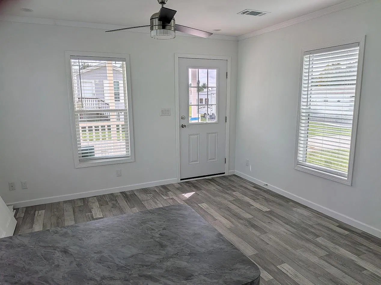 1 bed, 1.0 bath, $1,124 — Photo 4