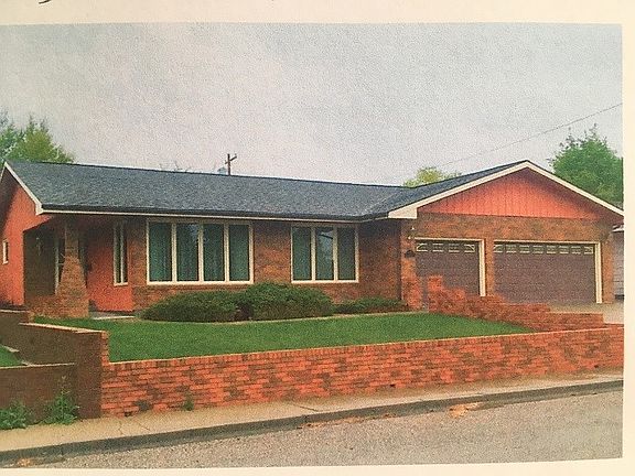 2nd image of 309 13th Ave SE