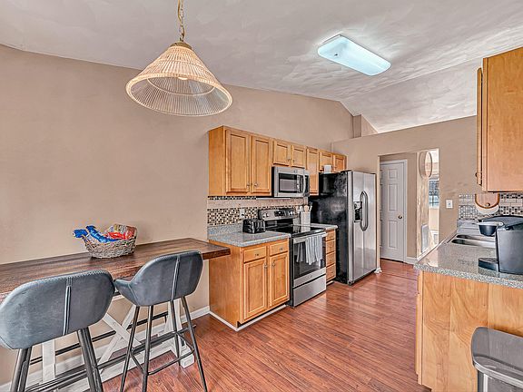 4th image of 4219 Daugherty Rd