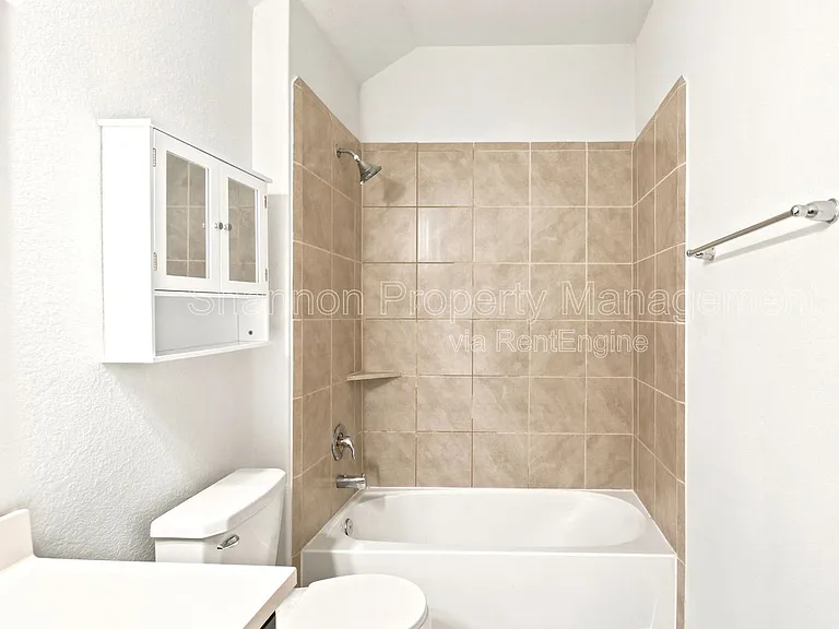 1202 Vilamoura Ct — Photo 37