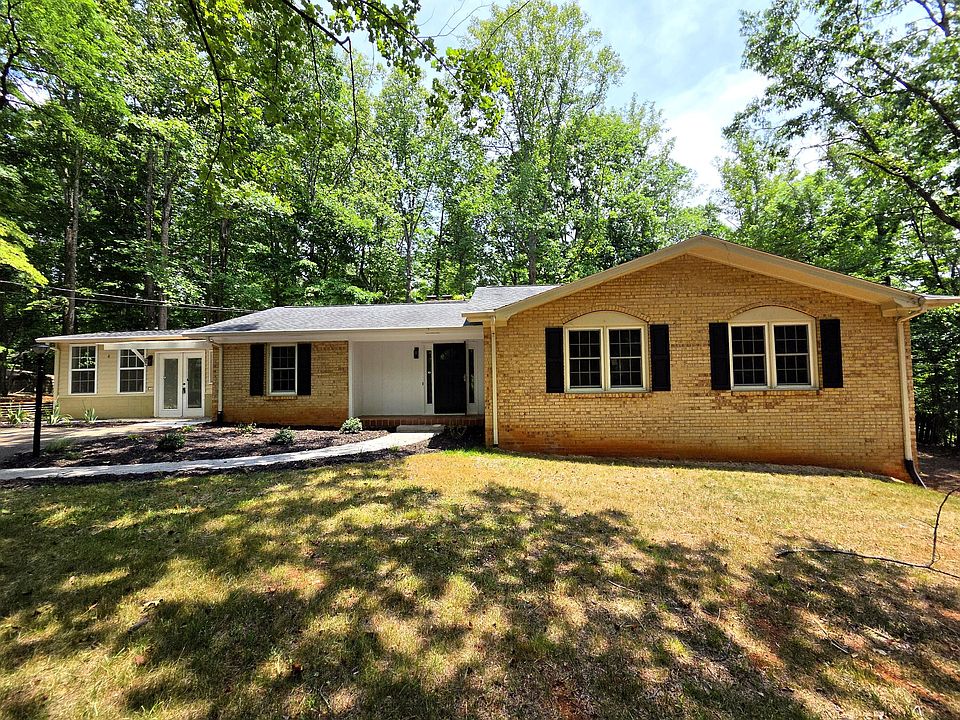1st image of 181 Oakdale Dr