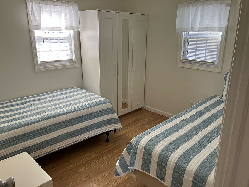 1st image of 1920 Baltimore Ave #2