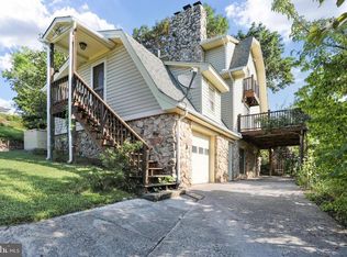 14 Martin Rd, Front Royal, VA 22630