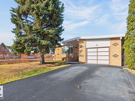 2nd image of 7016 86th Ave NW
