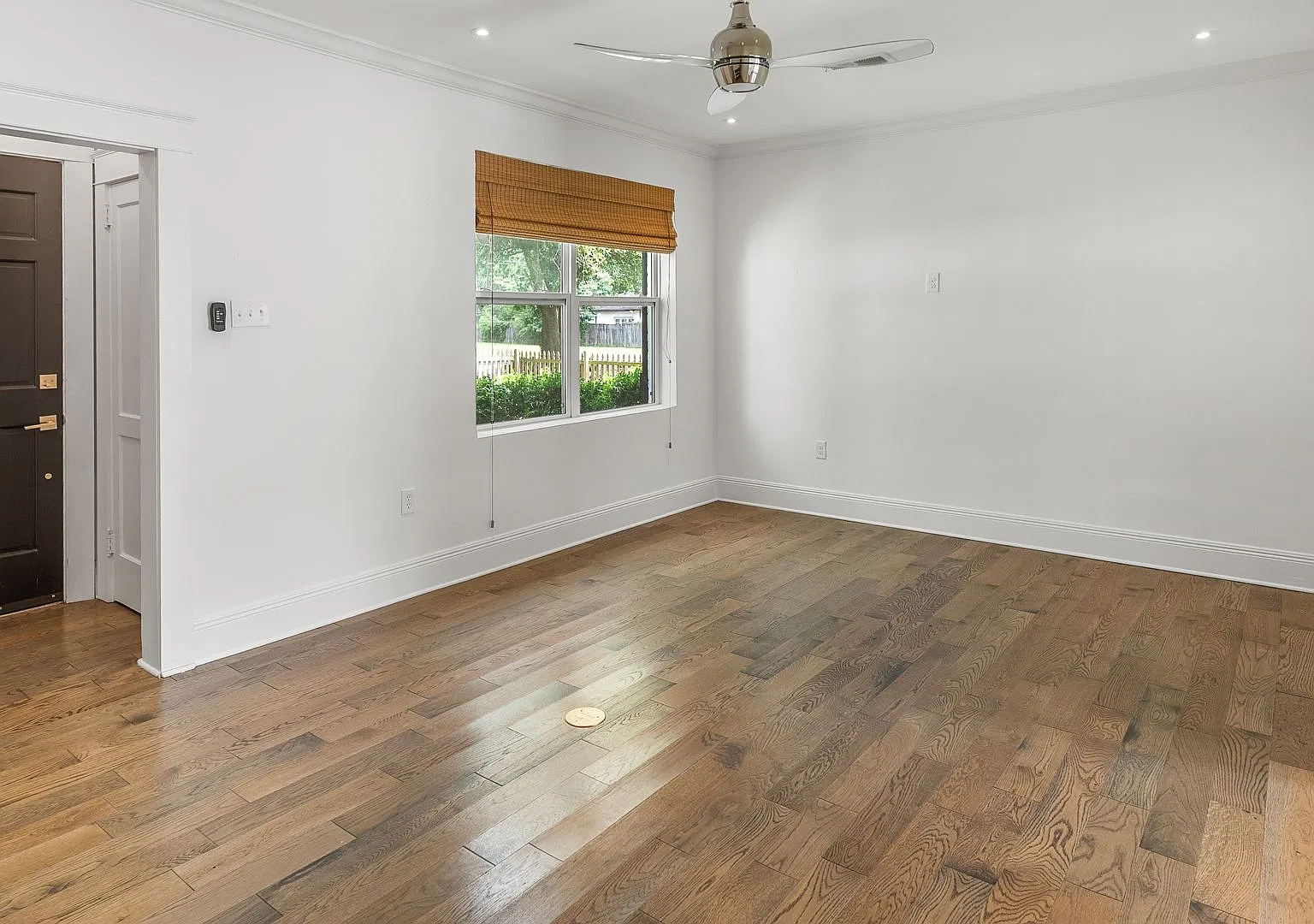 3 Bedroom House in Southdowns Available July 2025 — Photo 3