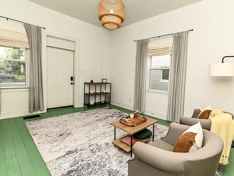 3304 Brotherton Rd — Photo 3