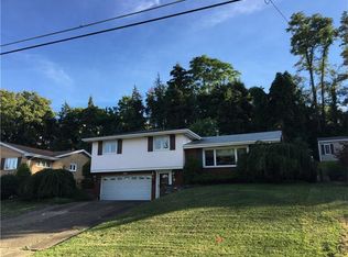 653 Alpine Dr, Canonsburg, PA
