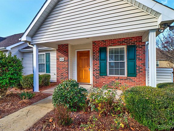 3rd image of 106 Abbotswood Pl