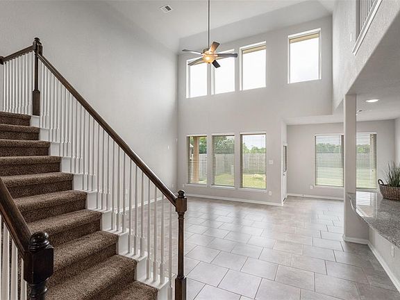 5th image of 430 Bay Grove Ln