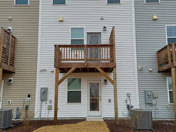 private entrance to ground floor bedroom