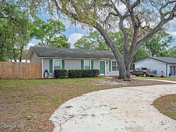 4th image of 430 SW JASMINE Avenue