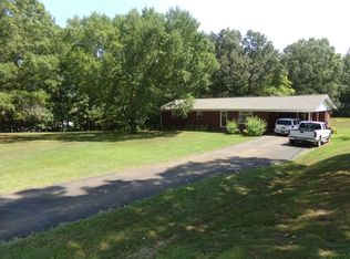 1359 Morgan St, Henderson, TN 38340