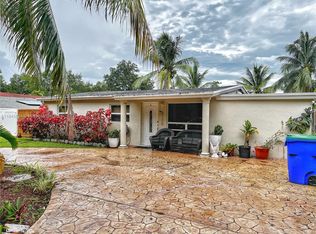 5730 Charleston St, Hollywood, FL 33021