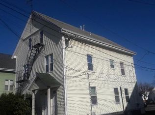 879 Roosevelt Ave, Pawtucket, RI 02860