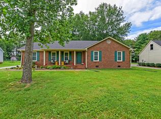 113 Fox Ridge Dr, Murfreesboro, TN 37128
