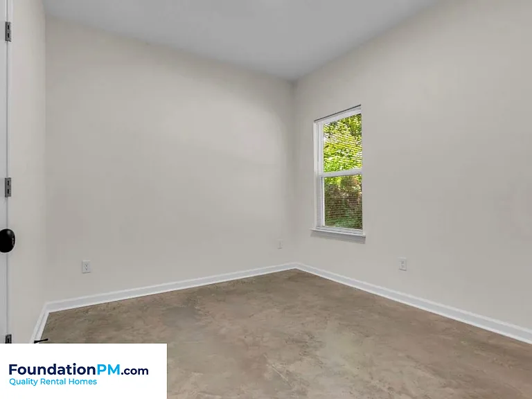 1374 Dow Pl — Photo 10