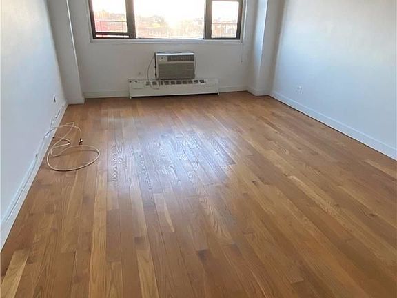 3rd image of 83-60 118th St APT 10J