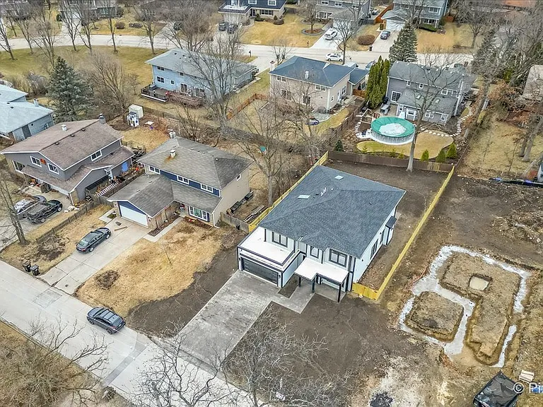 148 Oak St — Photo 41