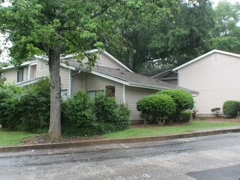 8576 Creekwood Way — Photo 1