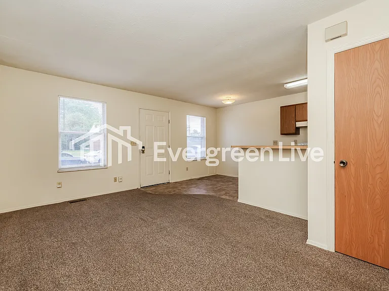 6377 Nightwind Ct — Photo 5