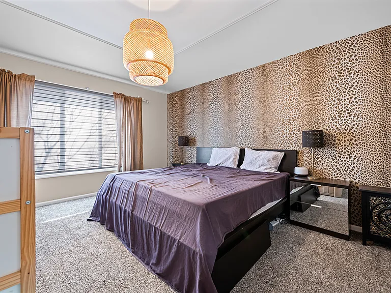 20450 Naves Dr — Photo 19
