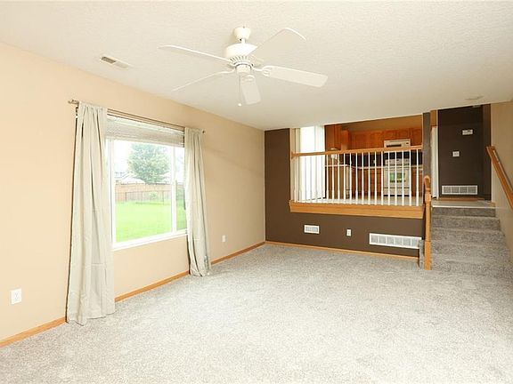 3rd image of 6112 NW 50th St