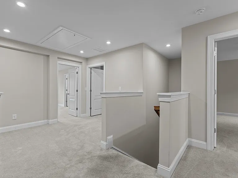 814 Rymark Ct — Photo 16