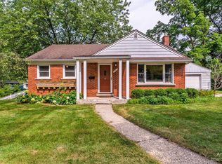 801 Redeemer Ave, Ann Arbor, MI 48103