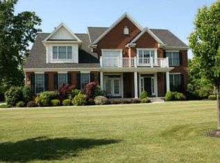 9176 Curry Ln, Clarence Center, NY 14032