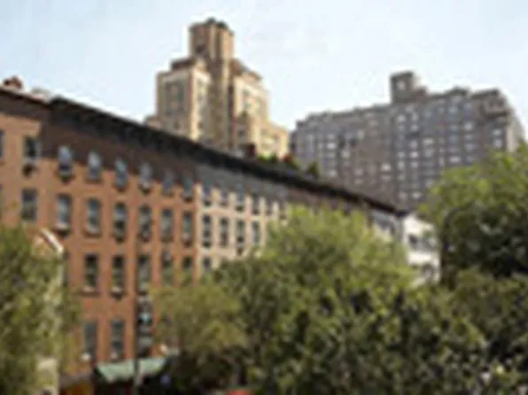 222 West image 1 of 5