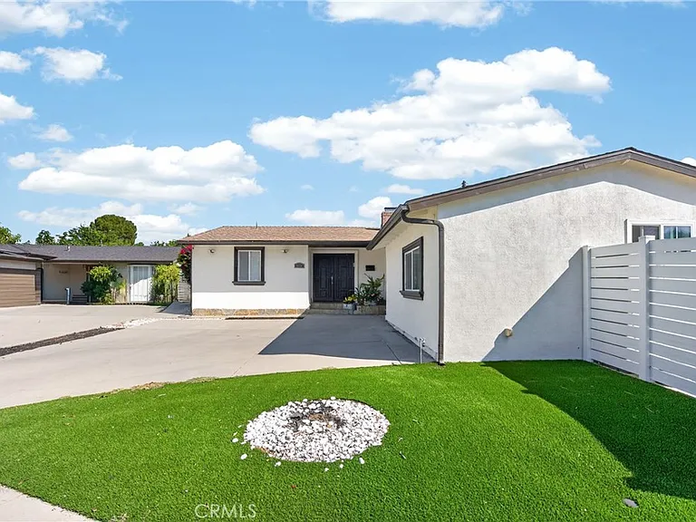 6710 Kurl Way — Photo 4