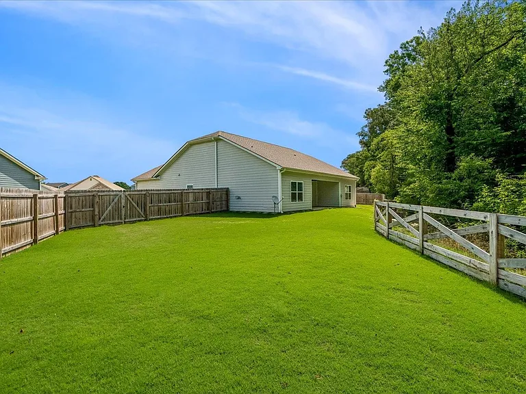 340 Driftwood Loop — Photo 34