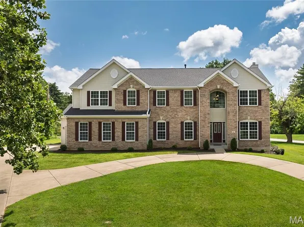 12 Chasselle Ln, Saint Louis, MO 63141