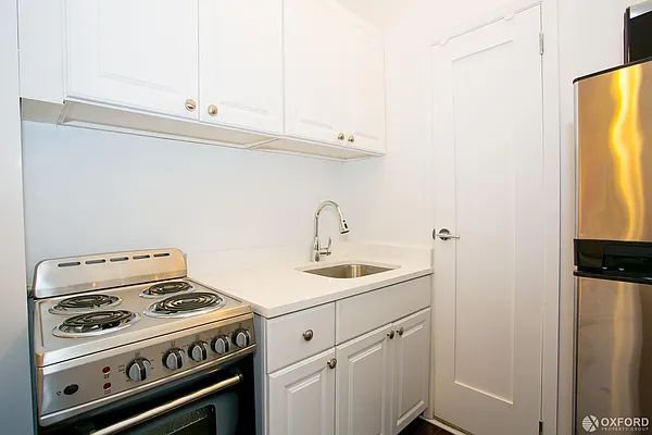 Rented by Oxford Property Group | media 31