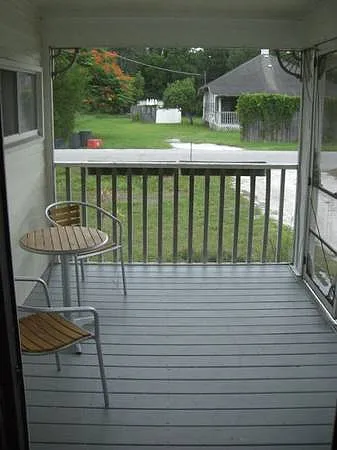 2500 Ashton Rd — Photo 2