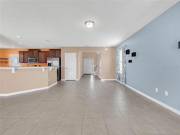 5th image of 513 Kestrel Dr