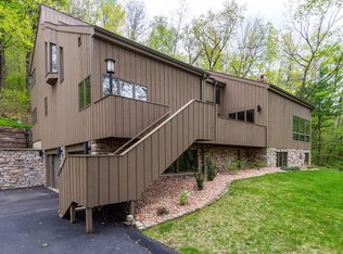 N2264 Pammel Pass E, La Crosse, WI 54601