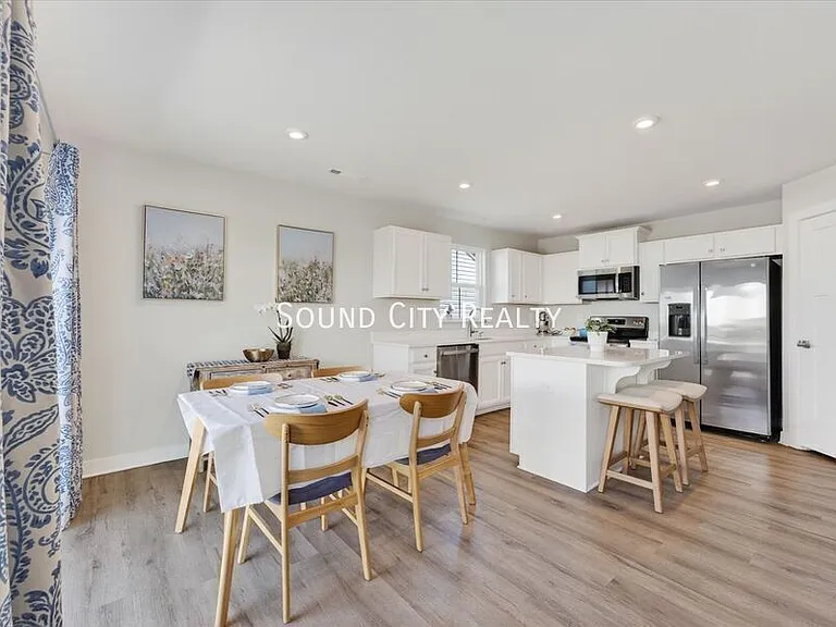 2648 Thornton Grove Blvd — Photo 7