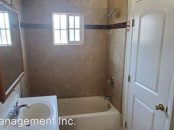 5th image of 3424 Arroyo Seco Ave