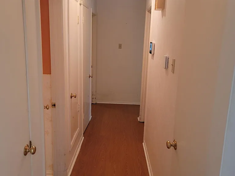 1621 Finley Rd — Photo 7