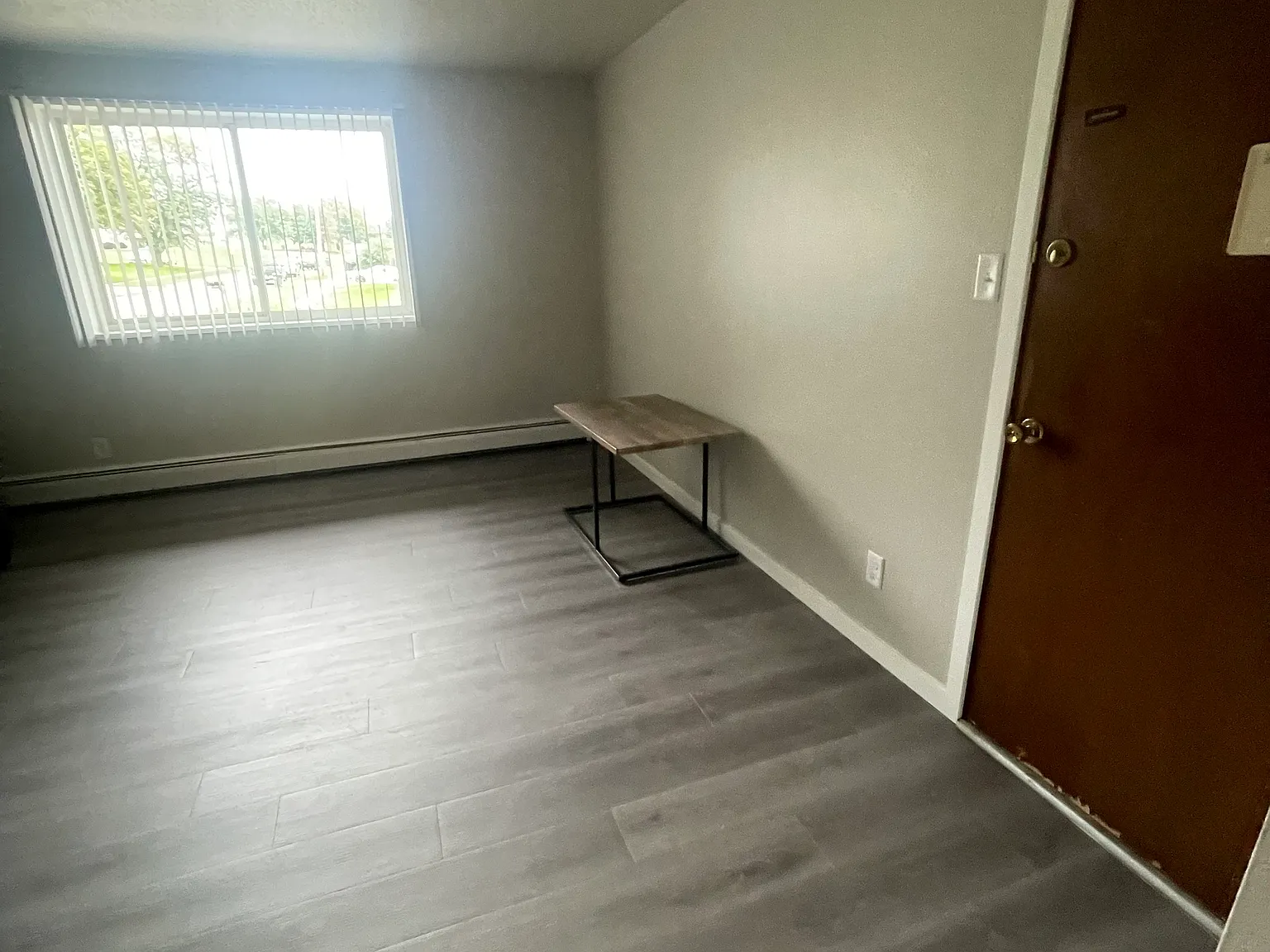 2 bed, 1.5 bath, 984 sqft, $2,200 — Photo 2