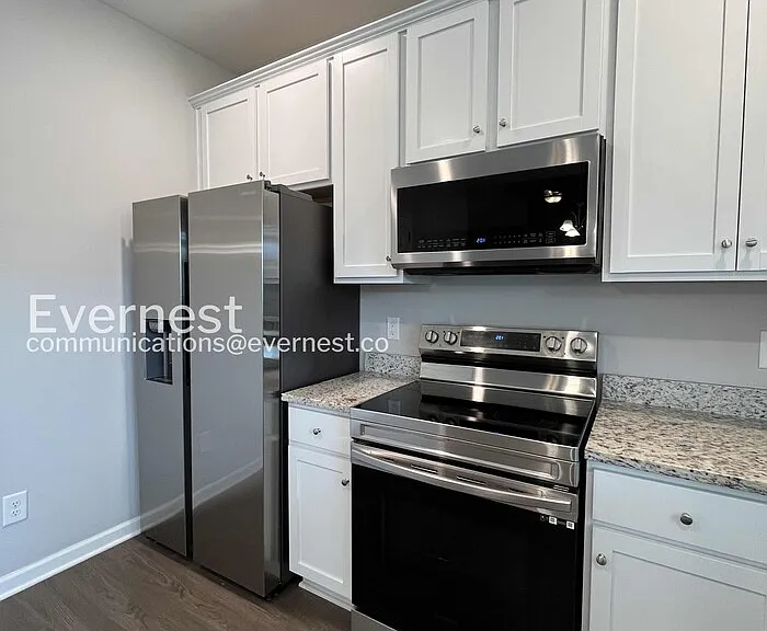 1115 Prospect Ct — Photo 5