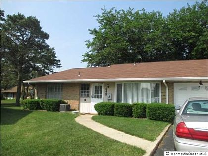 4th image of 64A Buckingham Dr