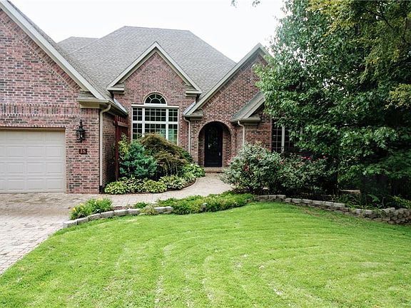2nd image of 18 Holcombe Ln